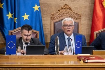 Ništa od sjednice: Većina iznenada tražila da bude prekinuta, nastavak 3. juna