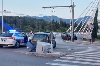 Udes kod mosta Milenijum, ima povrijeđenih