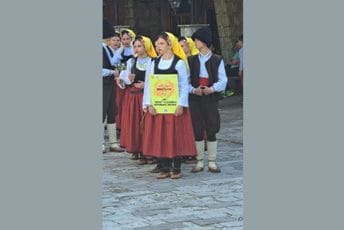 Kulturno-umjetničko društvo Vrelo Ibra napustilo Međunarodni festival folklora u Mojkovcu: Za jedno od društava organizatori kazali da dolazi iz "države Republika Srpska"