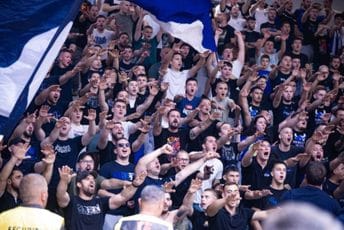U "Morači" tek 1.600 gledalaca, ali navijanje je kao da je krcata: Evo kako je na tribinama (FOTO)