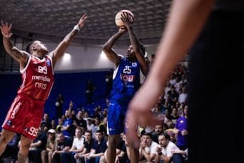Trojka Rajta u posljednjoj sekundi za veliko finale: Zvezda ugašena u Podgorici, na redu je Partizan
