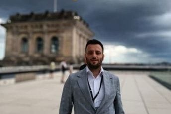 Lisičić: Tivatski Hudini opet izvodi trikove, u opštinskoj kasi se dešava prava “magija”