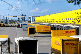 Haos u DHL-u u Njemačkoj: Ljude hitno voze u bolnicu, iz paketa iscurjela nepoznata tečnost