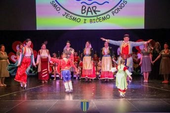 (VIDEO) "Bili smo, jesmo i bićemo ponos našeg grada": Bar proslavio 104. rođendan JPU "Vukosava Ivanović Mašanović"