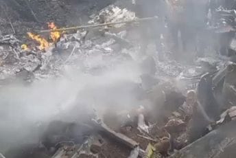 (VIDEO) Meksiko: Tri osobe poginule u padu aviona dok su oslobađali sterilne muve