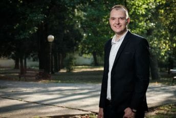 Krnić: Prestanite da unižavate Trinaestojulsku nagradu
