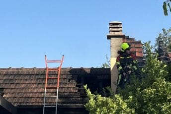 Podgorica: Izgorio krov kuće, požar gasilo 10 vatrogasaca