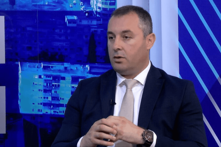 Šćekić: Hrvatske navijače istog momenta trebalo evidentirati, sprovesti do granice i zabraniti ulazak