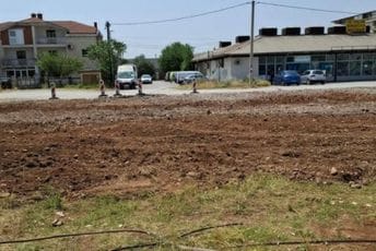 (FOTO) Rekonstrukciju Ul Vojislavljevića započeli juče, danas bez radnika na mjestu izvođenja radova