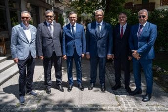Mandić razgovarao sa Šarecom: Do kraja godine očekujemo zatvaranje sedam poglavlja