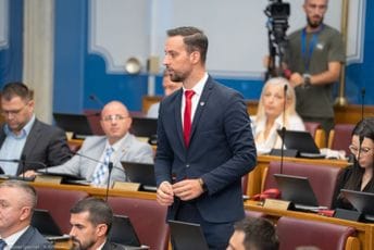 Zirojević: Ovo što radi Milatović učinio je jedino Momir noć uoči gubitka mandata