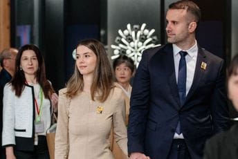 Spajićeva “Vlada u egzilu”: Zvaničnici na turističkoj turneji, država na čekanju