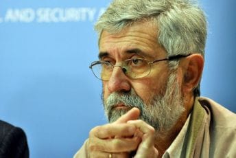 Popov: Beograd tretira CG kao mlađeg brata koji će kad tad biti asimiliran, ako se ne promijeni odnos prema susjedima - džaba smo krečili