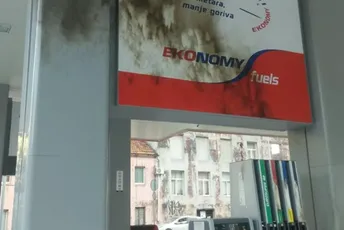 Kumburović: Gorjela benzinska stanica u Kotoru, mogao da strada veliki broj ljudi, izbjegnuta nesreća (FOTO)