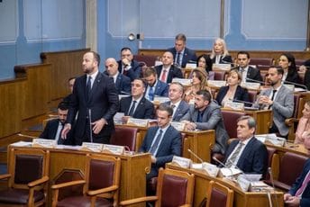 Klub poslanika DPS: Predložićemo Skupštini Zakon o zabrani fašističkih, nacističkih i ekstremno nacionalističkih organizacija i njihovih simbola