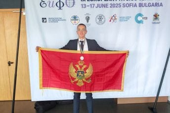 Jovanu Jankoviću bronzana medalja na Evropskoj olimpijadi iz fizike