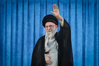 Izrael Kac prijeti: Ajatolah Ali Hamenei mogao bi da završi kao Sadam Husein