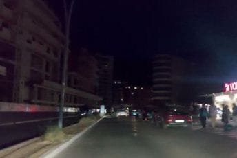 Veći dio Budve nakratko ostao bez struje