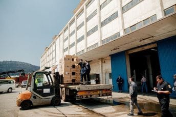 Počelo uništenje zaplijenjenog duvana u Luci Bar