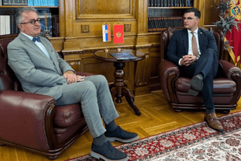 Apel Šaranovića i Rodića građanima Crne Gore i Srbije: Na put krećite odmorni