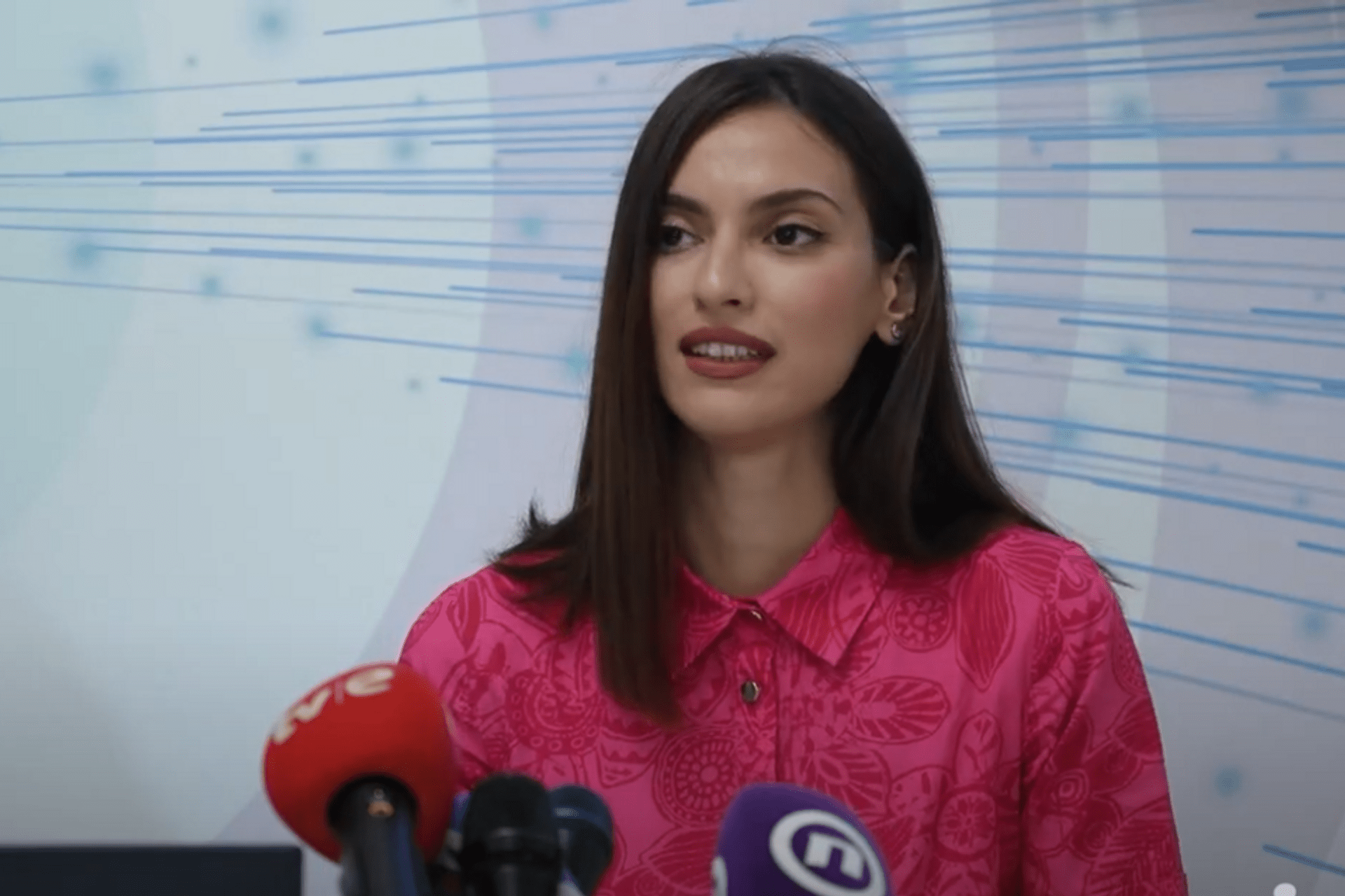 Fotografija 1: Istraživanje CEDEM-a: Zabrinjavajući pad broja Roma koji imaju ključna dokumenta