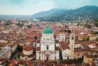 Teška tragedija u Italiji: Dječak se utopio u bazenu, spasilac kroz nekoliko dana sebi oduzeo život
