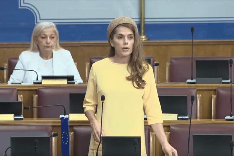 Vuković-Kuč: Ko misli da istorija počinje s njim, obično završi na političkoj margini Vuković-Kuč: Ko misli da istorija počinje s njim, obično završi na političkoj margini