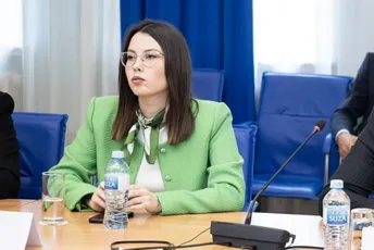 Pićan Odžiću: Za razliku od Vas, moj otac nikada nije bio u ljubavi sa DPS