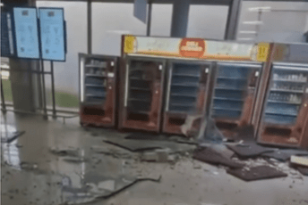 (VIDEO) Majorka: Srušio se dio krova na međunarodnom aerodromu