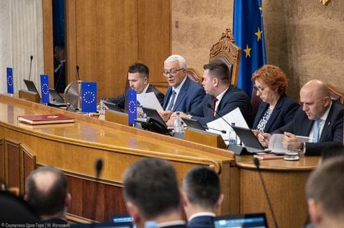 Potpredsjednici Skupštine mogli bi da imaju čak 50 savjetnika