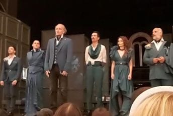 (VIDEO) Cvetković pred izvođenje “Glembajevih”: Protjerali su reditelja, ali njegovo djelo ne može biti protjerano