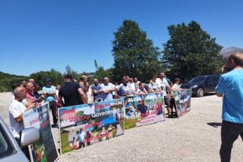 Mještani Gornjih Brezana blokirali put Nikšić - Plužine, neće energetsko čvorište u selu