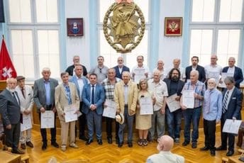 Dodijeljene povelje novoizabranim članovima DANU: Narod koji zna odakle dolazi, zna i kuda ide