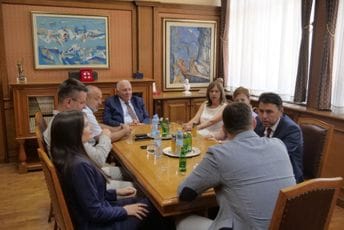 Pravni fakultet i Udruženje pravnika Crne Gore dogovorili saradnju oko organizacije 120. godišnjice usvajanja prvog crnogorskog Ustava