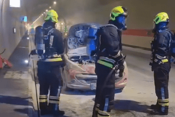 Umalo tragedija na auto-putu: Pljevljak spasio ženu i dvoje djece iz zapaljenog automobila
