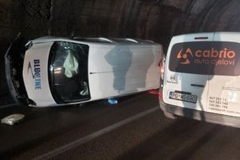 U prevrtanju vozila u tunelu kod Nikšića povrijeđena jedna osoba