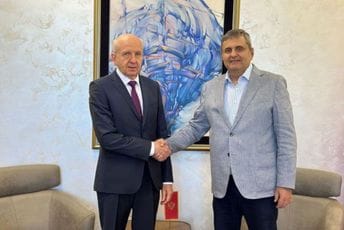 Lukašik informisao Radunovića o aktuelnim zbivanjima u ratu Rusije i Ukrajine