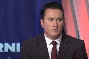 Čobi: Ministarka Adžović sistematski radi protiv volje albanskog stanovništva