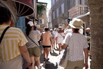 Monstat: U maju ostvareno preko 500 hiljada noćenja turista Monstat: U maju ostvareno preko 500 hiljada noćenja turista