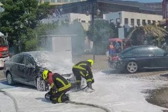 (VIDEO) Podgorica: Gorio automobil kod zgrade Vektre