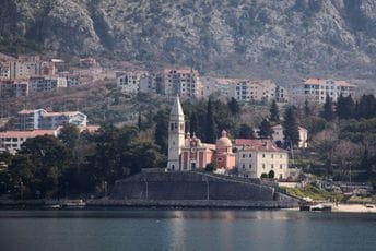 Crveni UNESCO alarm: Kotor se urušava pod državnim nemarom