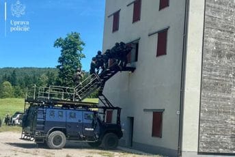 Uprava policije: Nabavljamo savremeno naoružanje, opremu i tehničke sisteme neophodne za realizaciju specijalnih taktičkih zadataka