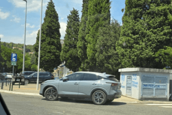 Zečević parkirao automobil na kružnom toku; Aranitović: Ugrožava bezbjednost građana