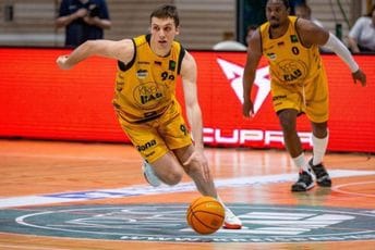 Džonson novi član SC Derbija, Bulajić stigao u Podgoricu Bemax