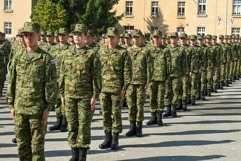 Hrvatska uvodi obavezni vojni rok