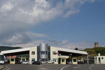 Pas nanjušio marihuanu, Albanac protjeran iz Crne Gore