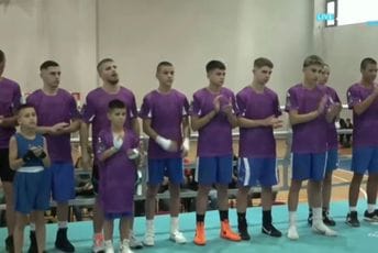 Međunarodna bokserska revija ”Noć šampiona” u Plavu: Redžić proglašen za najboljeg borca