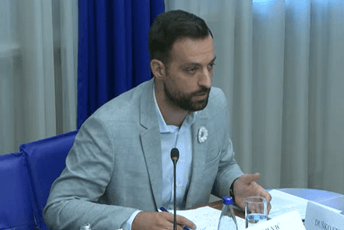 Zirojević: Grbović je propali direktor, njime se bavi SDT po više osnova