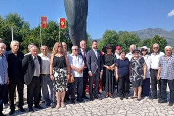 Delegacije SOBNOR-a i NOR-a položile vijence na Spomenik palim rodoljubima na Lazinama