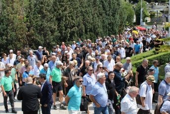 Sarajevo: Sahranjen Josip Pejaković, prisustvovale stotine građana